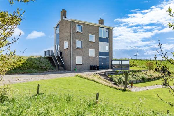 Woning Westfriesedijk 18b Lutjewinkel