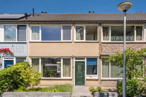 Woning Roland Holsthof 18 Tilburg