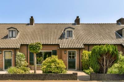 Woning Koningin Julianastraat 6 Huizen