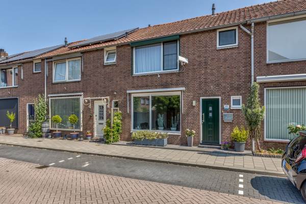 Woning van Goghstraat 15 Zwijndrecht