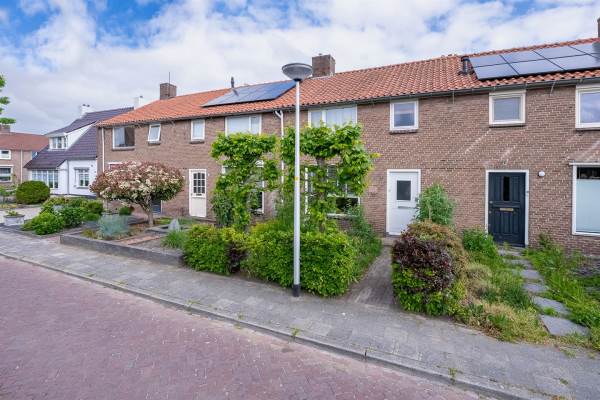 Woning Dahliastraat 13 Nijverdal