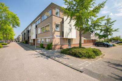 Woning Hélène Swarthstraat 1 Spijkenisse