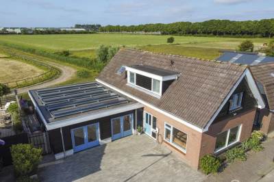 Woning Dorpsstraat 105 Tuitjenhorn