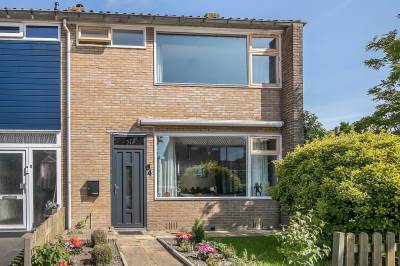 Woning Kastanjelaan 4 Rozenburg (ZH)