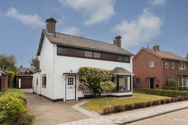 Woning Van Limborgstraat 1 Delden