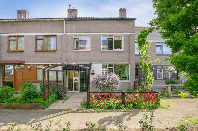 Woning Hoge Weije 12 Hoogvliet Rotterdam