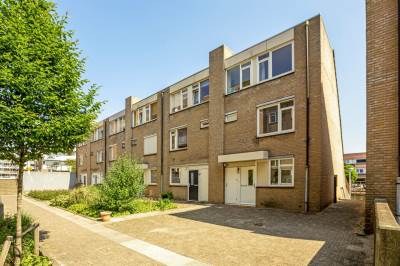 Woning Henry Moorepassage 45 Capelle aan den IJssel