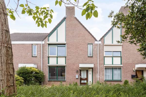 Woning Gentiaanhof 6 Roermond