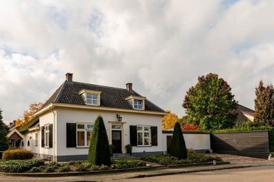 Woning Achterstraat 32 Kerk-Avezaath (Gem. Buren)