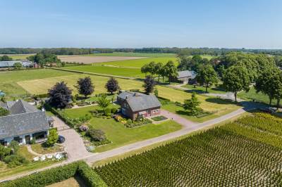 Woning Onderweg 2 Leveroy