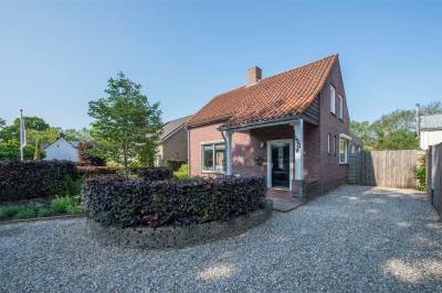 Woning Pastoor van Breugelstraat 150A Bosschenhoofd