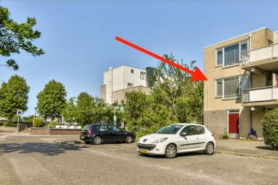 Woning Ambachtsweg 136 Huizen