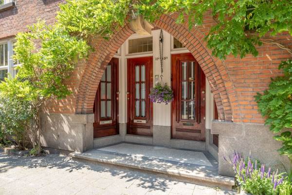 Woning Van Vlooswijkstraat 15B02 Rotterdam