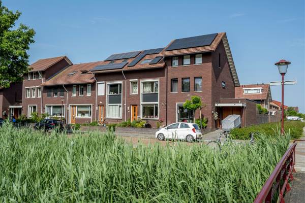 Woning Valeriaan 51 Puttershoek