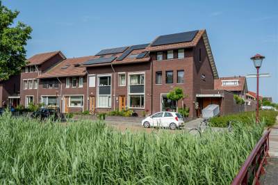 Woning Valeriaan 51 Puttershoek