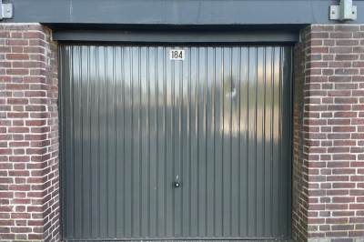 Garage Melsbroekstraat 184 Tilburg