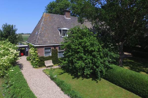 Woning Hege Tsjerkewei 9 Hegebeintum