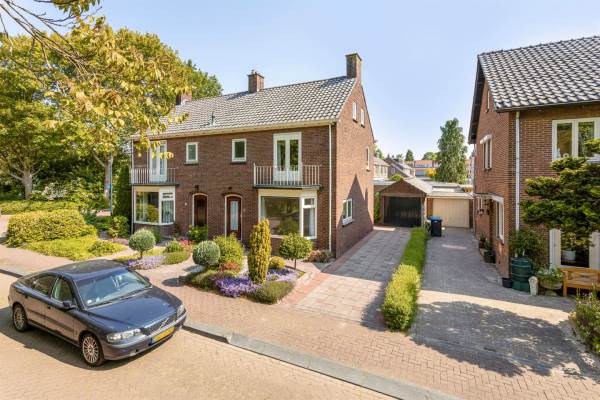 Woning Burg. v. Dobben de Bruijnstraat 19 Bodegraven
