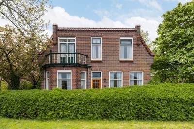 Woning Boveneind ZZ 11 Benschop