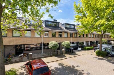 Woning Bloemendaalselaan 46 Leiderdorp