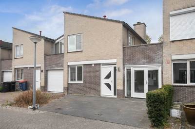 Woning J.M. van der Meijstraat 8 + 8A Almere