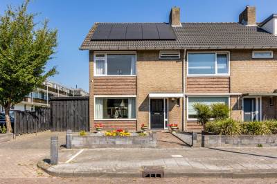 Woning Mgr. A.F. Diepenstraat 1 Best