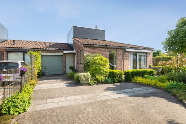 Woning Ravelplantsoen 13 Barendrecht