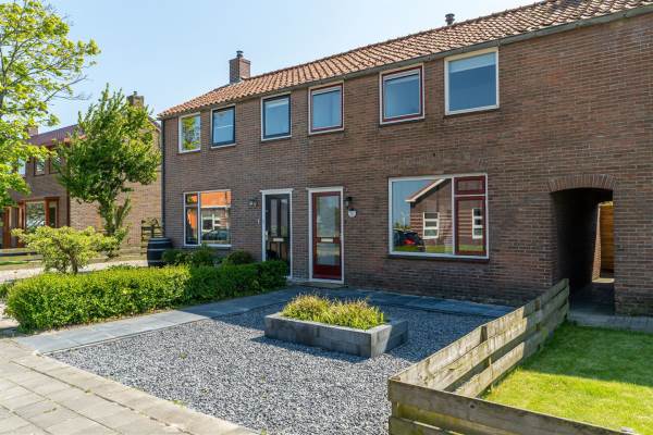 Woning Finne 14 Hallum