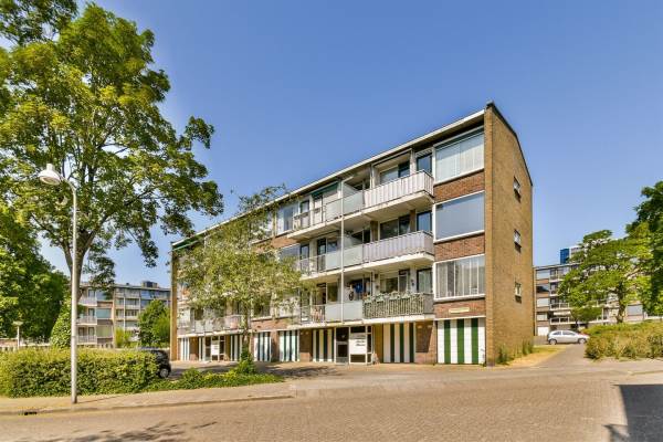 Woning Julianaplantsoen 231 Diemen