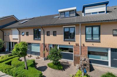 Woning Van der Vlugtveld 15 Barendrecht