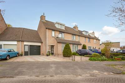Woning Steenplaat 15 Huizen