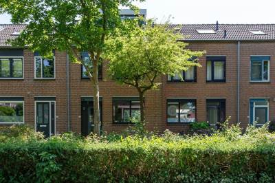 Woning Dovenetelhof 35 Houten