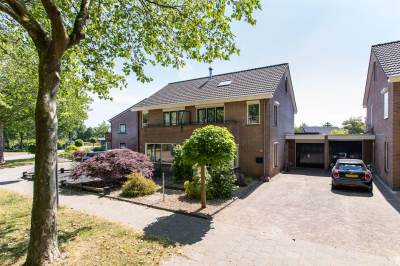 Woning von Bönninghausenstraat 52 Borne