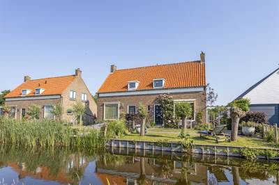Woning Westeinde 8a Roelofarendsveen