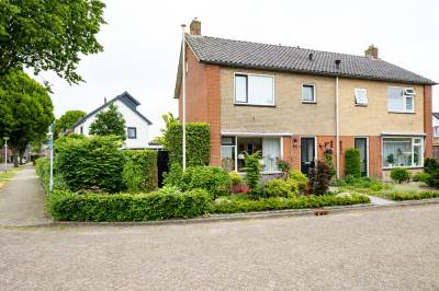 Woning Admiraal de Ruyterweg 4 Wierden