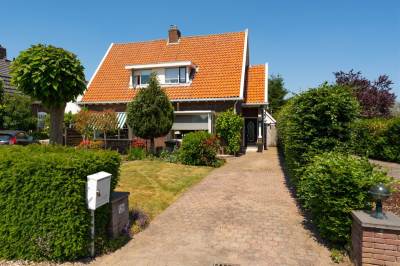 Woning Burgemeester van der Lelystraat 128 Woudrichem