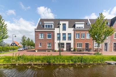 Woning Rietoever 36 Roelofarendsveen
