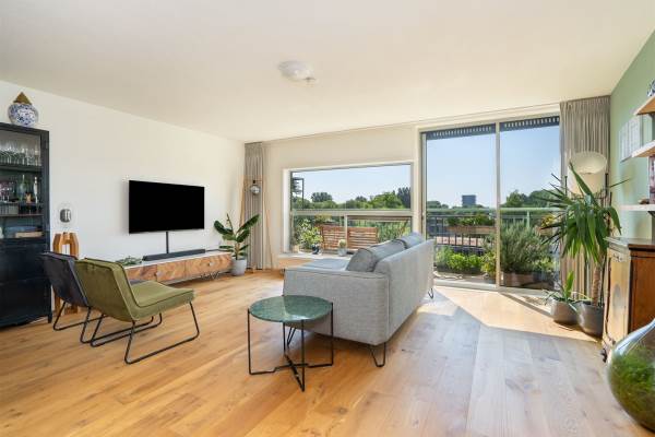 Woning Adolphine Eduardine Kokplantsoen 82 Amsterdam