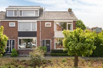 Woning Burgemeester van Dorsserstraat 1 Dordrecht