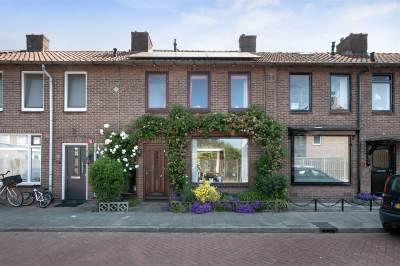 Woning Maasstraat 17 Rhoon