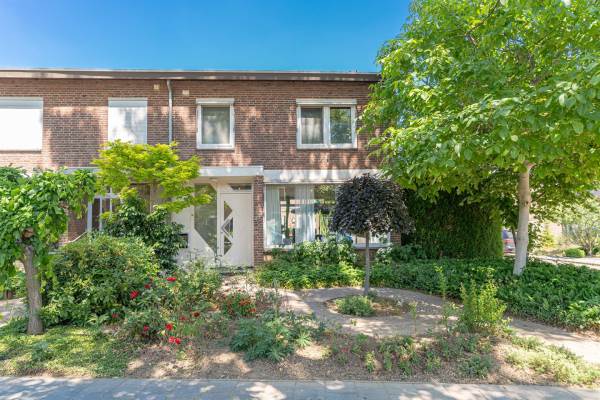 Woning Stikkerstraat 45 Geleen