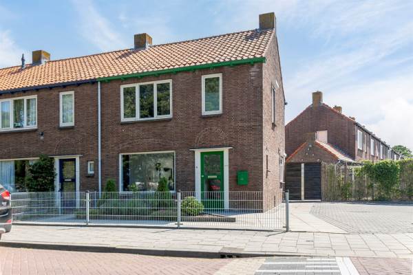 Woning Weesmolenstraat 33 Ooltgensplaat