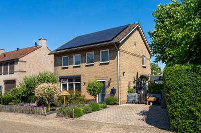 Woning Carolusstraat 2 Beugen