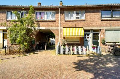 Woning Rozenstraat 33 Alphen aan den Rijn