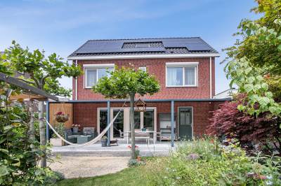Woning Rietzanger 1 Hendrik-Ido-Ambacht