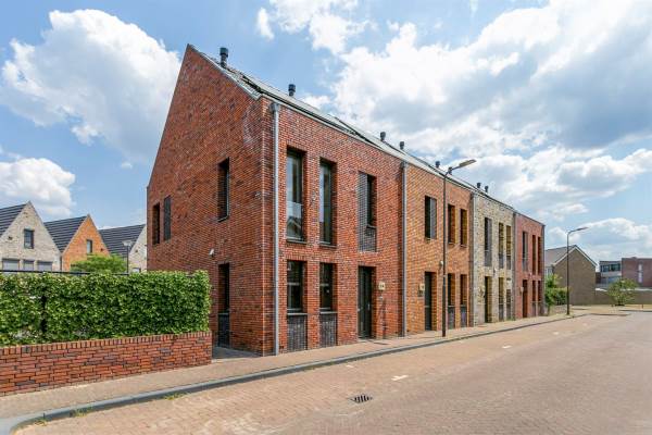 Woning Pater Damiaanstraat 14 Roosendaal