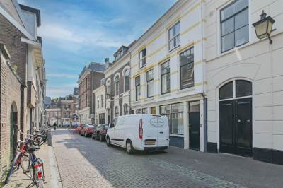 Woning Lange Jufferstraat 8 Utrecht