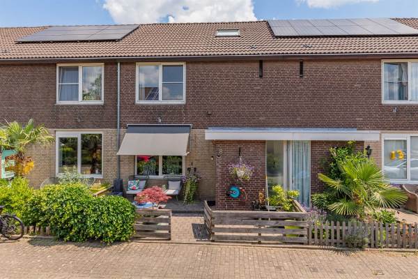 Woning Kamillestraat 8 Alphen aan den Rijn