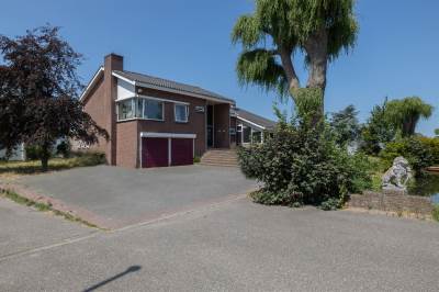 Woning Maasdijk 182a Maasdijk