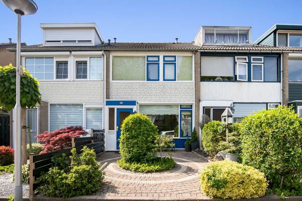Woning Plataanstraat 51 Puttershoek